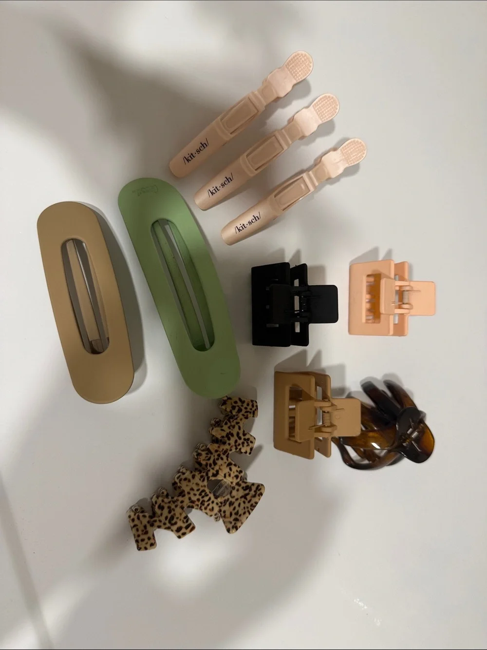 Assorted Neutral Hair Clips Set - Beige, Green, Black, Tortoiseshell